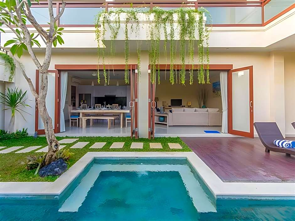 Villa Tepi Sungai