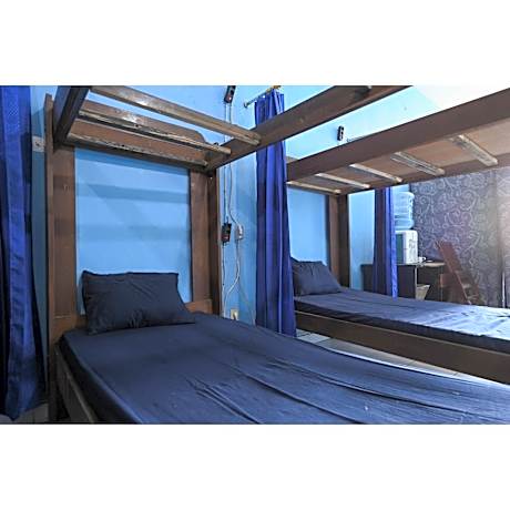 Bunk Bed Bali near Sanur Mitra RedDoorz