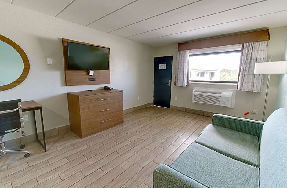 Seashire Inn & Suites