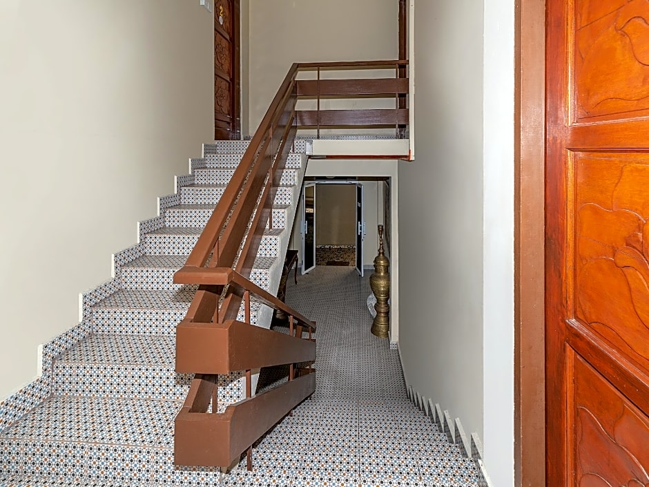 OYO 89932 DD Homestay