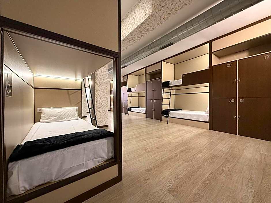 Hostel TKH-Rooms Mate