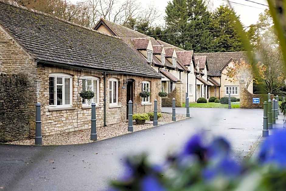 The Hare & Hounds Hotel