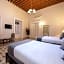 Hotel Senorial