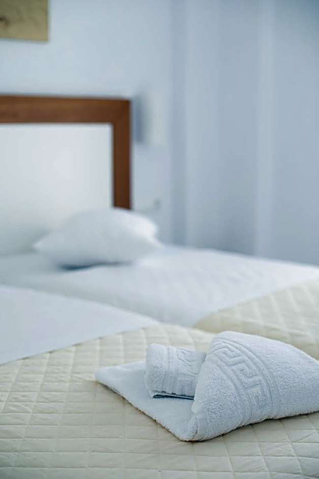 Eleftheria Hotel & Apartments