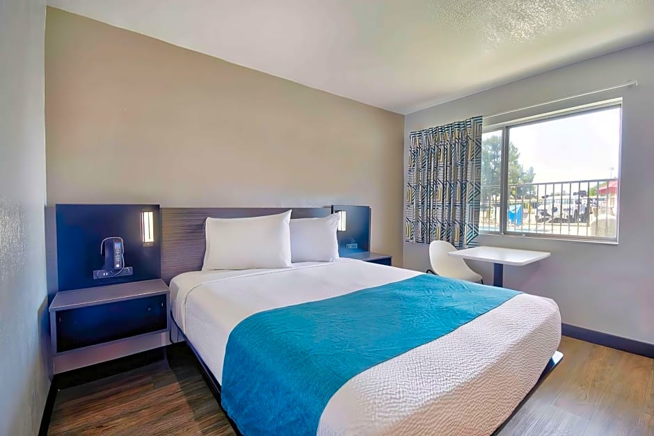 Motel 6-Palmdale, CA