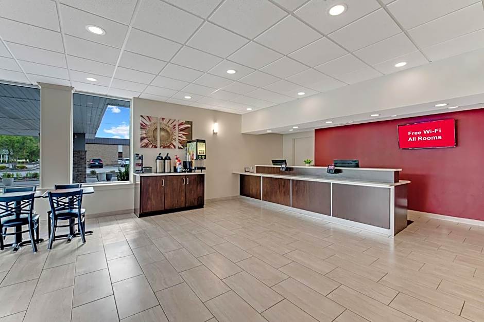 Red Roof Inn & Suites Wilkesboro