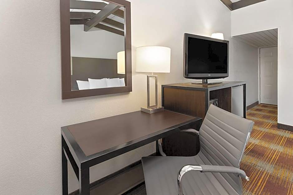 Travelodge by Wyndham New Braunfels