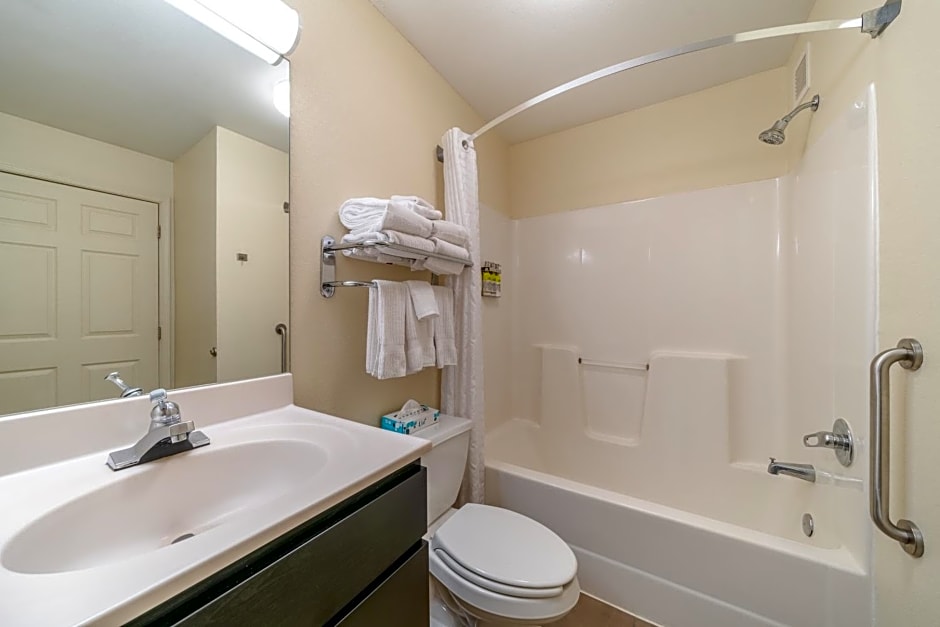 Candlewood Suites Washington-Fairfax by IHG