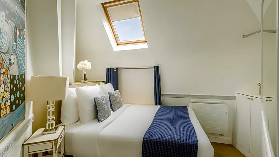 Merveil Luxury Suite Royale II - Saint Honore view