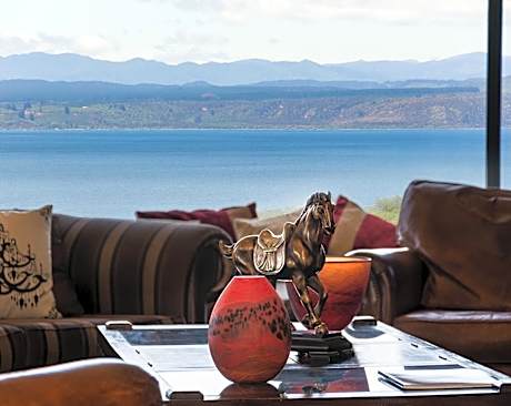 The Flying Trout Boutique Lodge