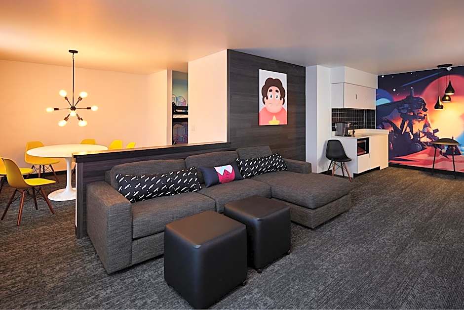 Cartoon Network Hotel