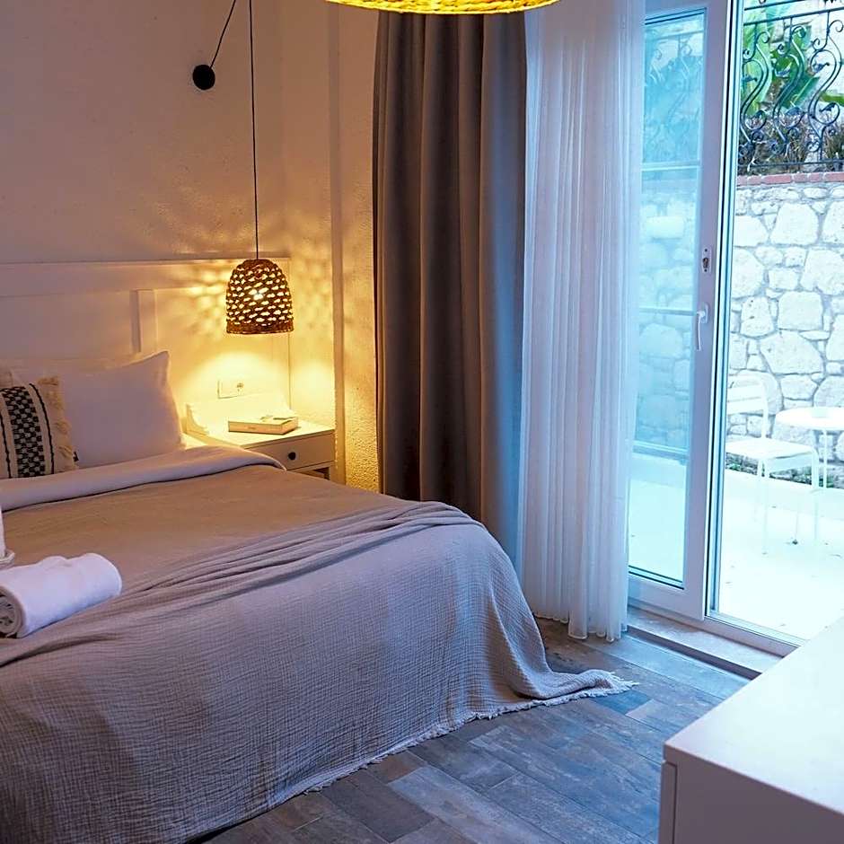 Sandal Alacati - Adult Only