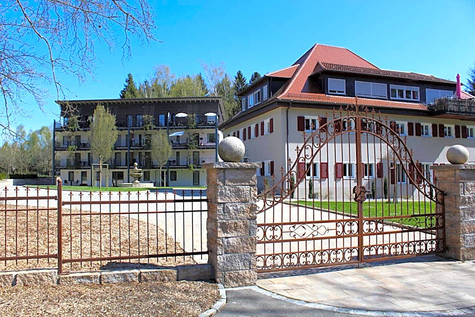 Waldhotel Rainau