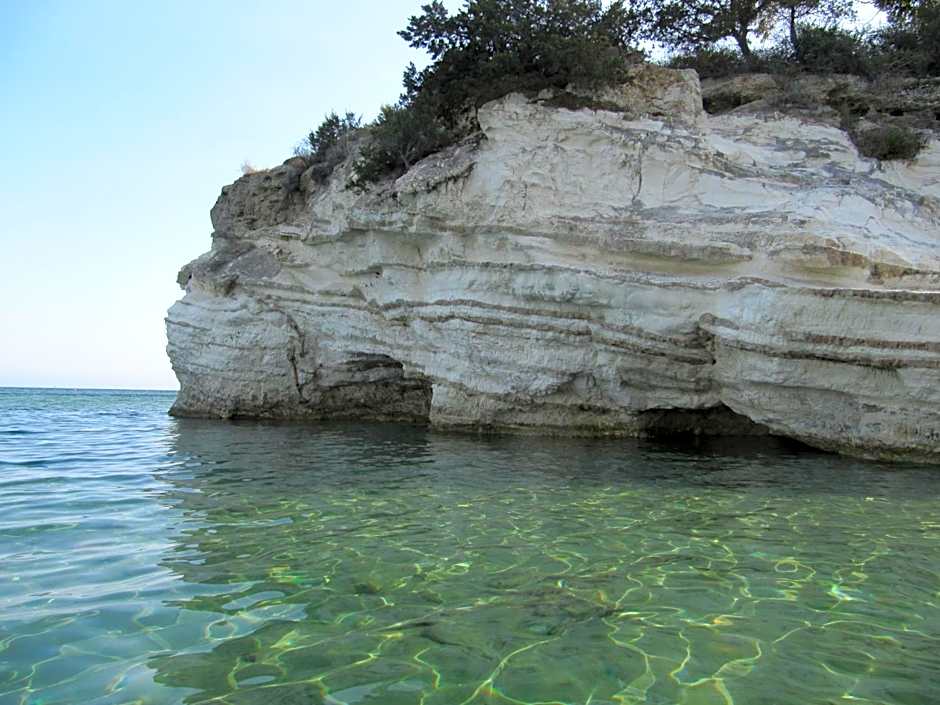 Stratos ArtDeco House