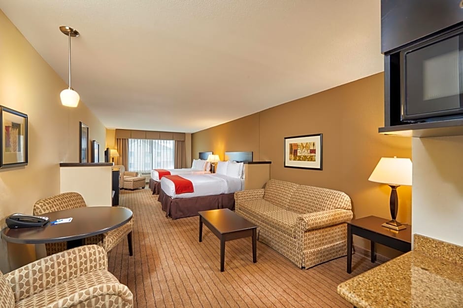 Holiday Inn Express & Suites El Paso Airport By IHG