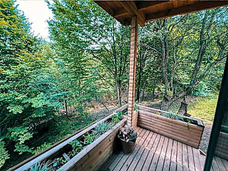 Bungalow with Garden View