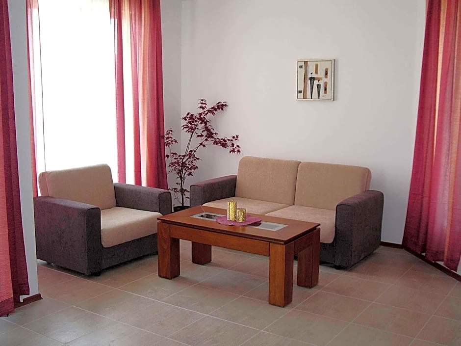 Bay View Villas - Luxury Villas & Apartments