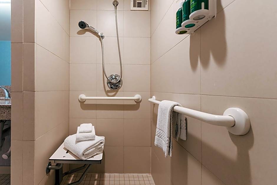 Courtyard by Marriott Los Angeles LAX/Century Boulevard
