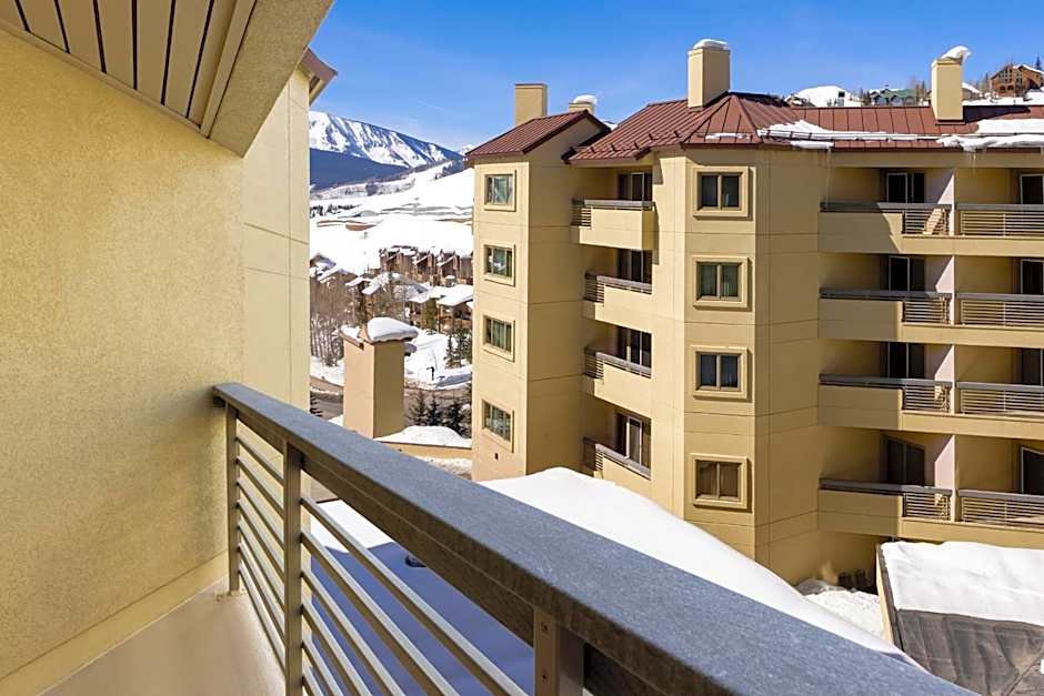 Elevation Hotel & Spa