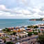 Flat com 2 quartos - Vista Morro do Careca - 250m Mar e Garagem