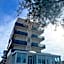 Hotel Sayonara