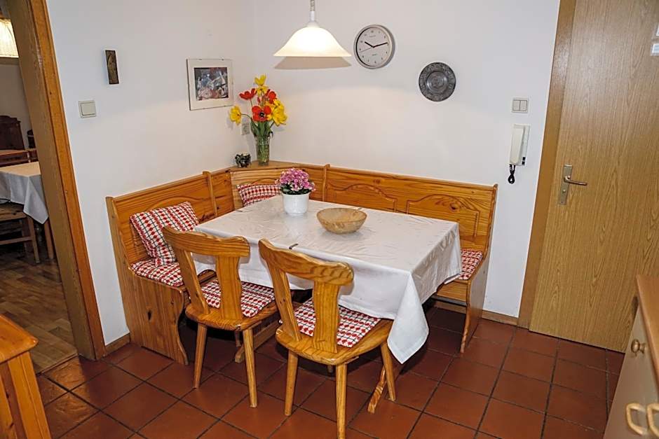 Apartments Heidenberger Delle Scuole