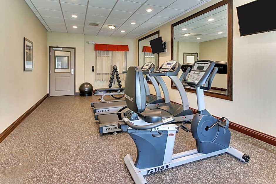 Holiday Inn Express & Suites Cheektowaga North East By IHG