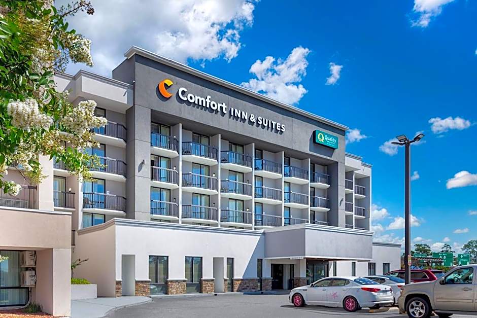 Quality Inn & Suites Spring Lake - Fayetteville near Fort Bragg