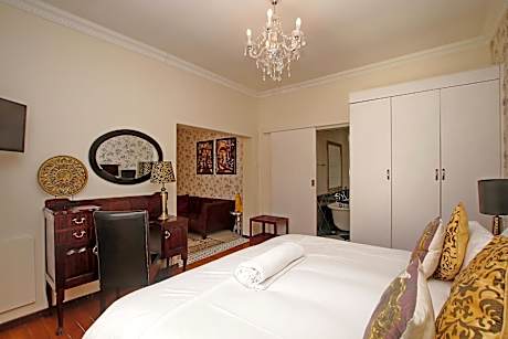 King Executive Suite