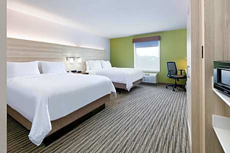 Standard Room with Two Queen Beds