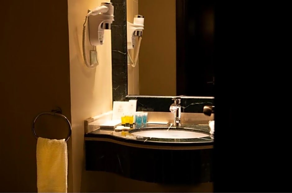 Ewan Dar Al Hijra Hotel