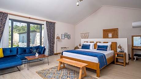 King Room with Spa Bath