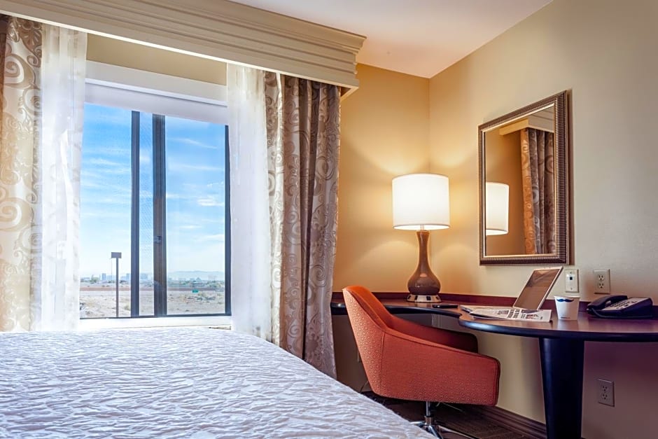 Hampton Inn & Suites Las Vegas-Red Rock/Summerlin