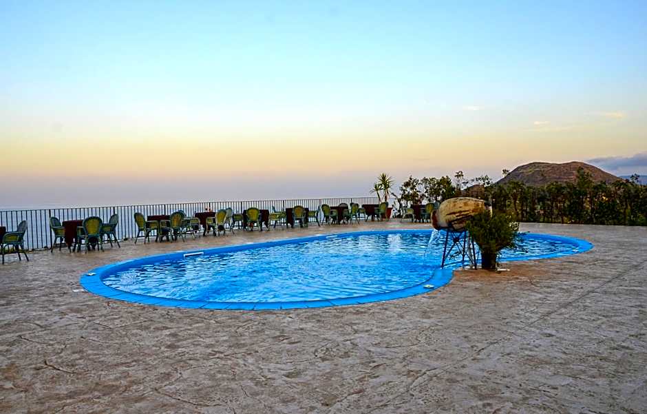 Eolian Residence