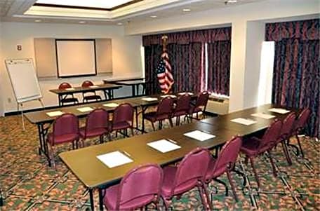 Hampton Inn Bedford