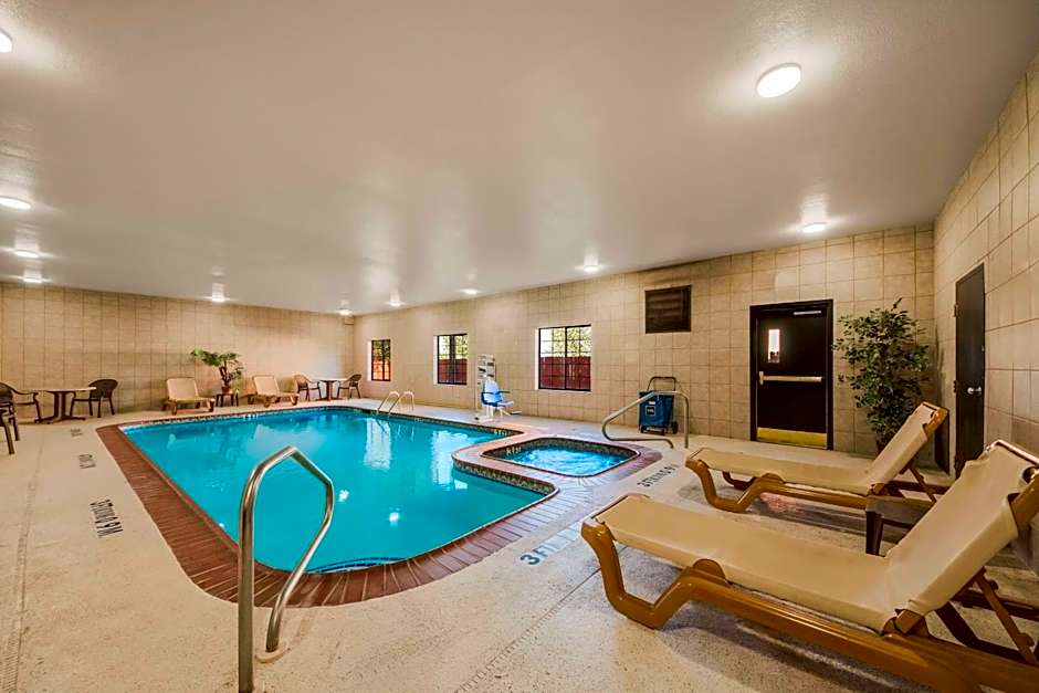 SureStay Plus Hotel by Best Western San Antonio SeaWorld