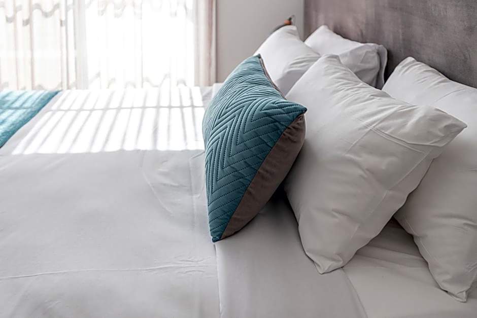 Deep Blue Hotel & Hot Springs