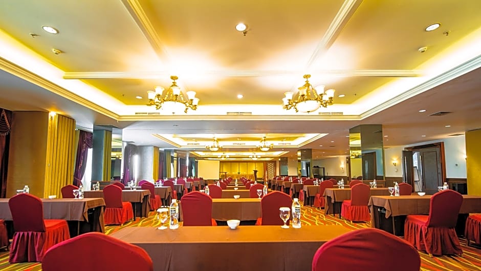 Kings Hotel Nagoya Batam