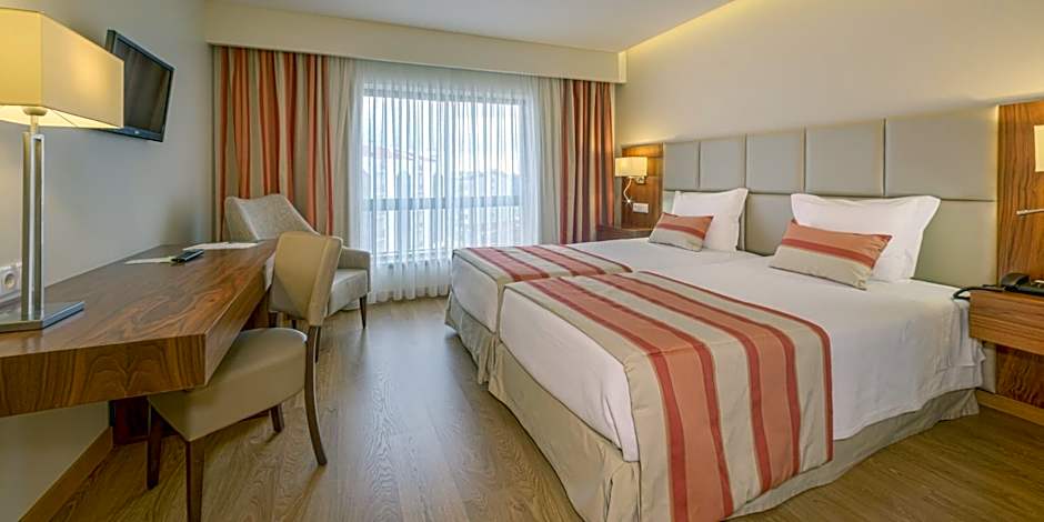 Hotel Cinquentenario & Conference Center