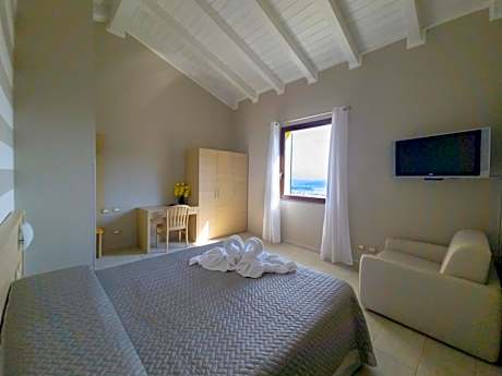 Triple Room with View