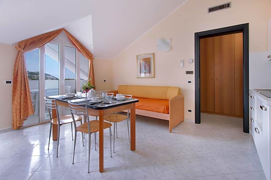Diano Sporting Apartments