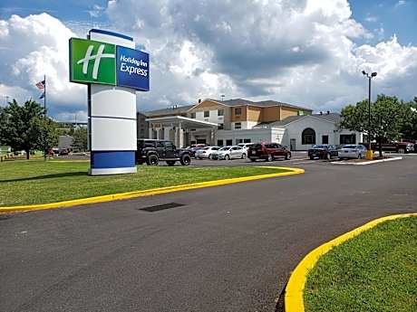 Holiday Inn Express Hotel Pittsburgh-North/Harmarville By IHG