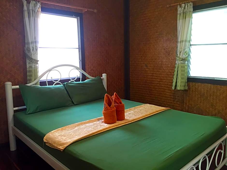 Save Bungalow Koh Tao