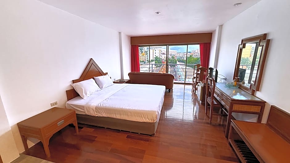 Highfive Hotel
