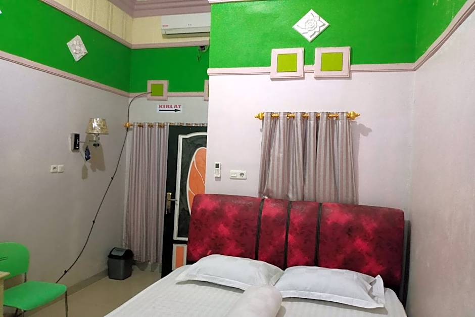 Hotel O Kost Nian Syariah Near SPBU Pertamina 74.91657 Mattirotasi Sidrap