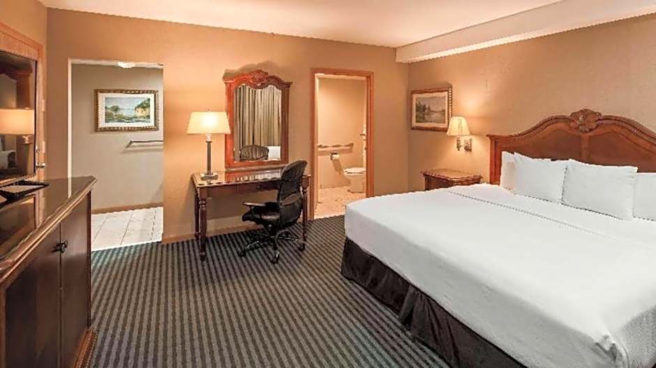 Best Western River Terrace