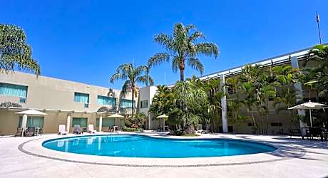 Hotel Estancia Business Class