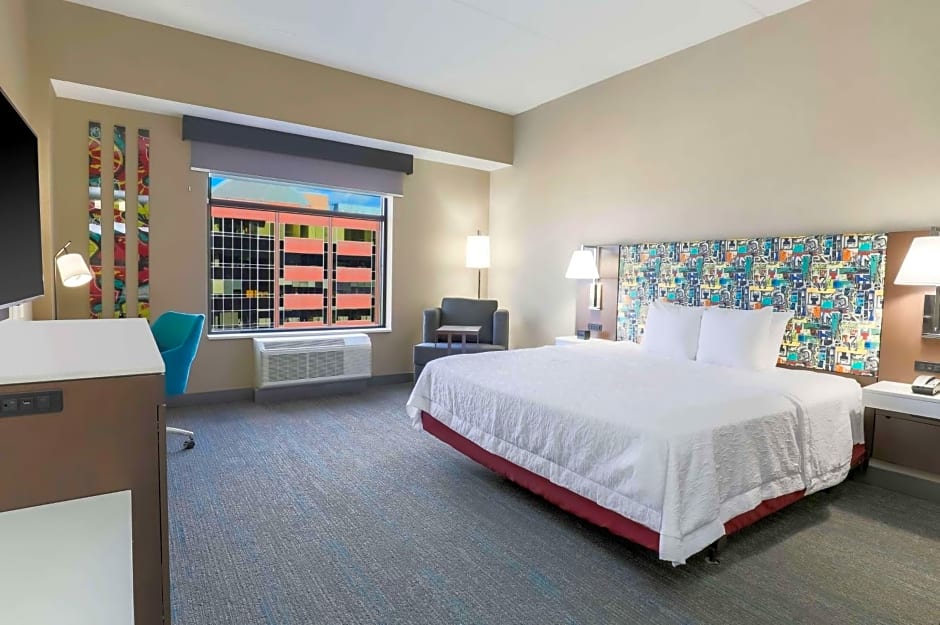 Hampton Inn By Hilton And Suites Pittsburgh-Downtown