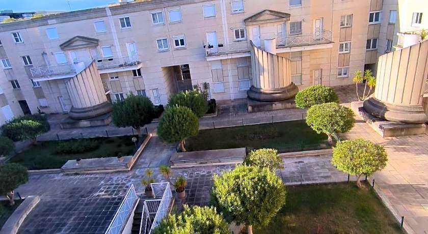 Kyriad Hotel Montpellier Centre Antigone