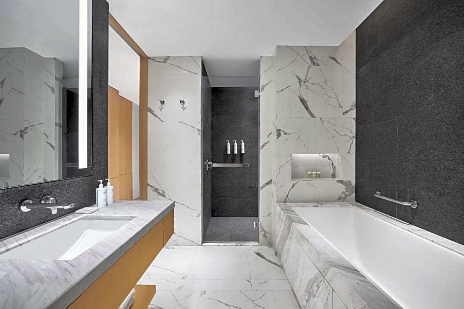 Courtyard by Marriott Xiamen